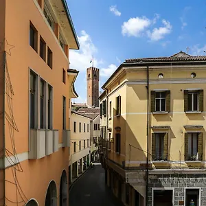Town 1 Treviso