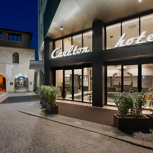 4* Hotel Carlton